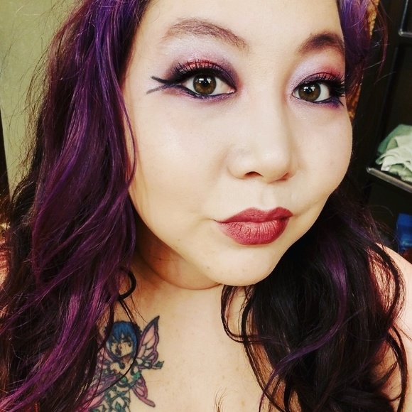 Meet your Posher, Brittany - Picture 3 of 4